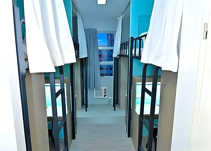 Отель The Cityflats Sacred Heart Манила
